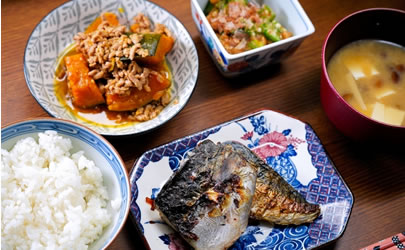 ����I�ȐH��