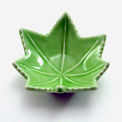 もみじ型珍味入れ 小 約5.5cm 緑 - 調理器具のSHOKUBI