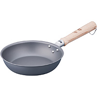遠藤商事 TKG 剛鉄 フライパン 26cm - 調理器具のSHOKUBI