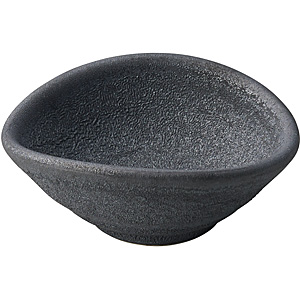 ���s�������� 7.6cm ���܂�